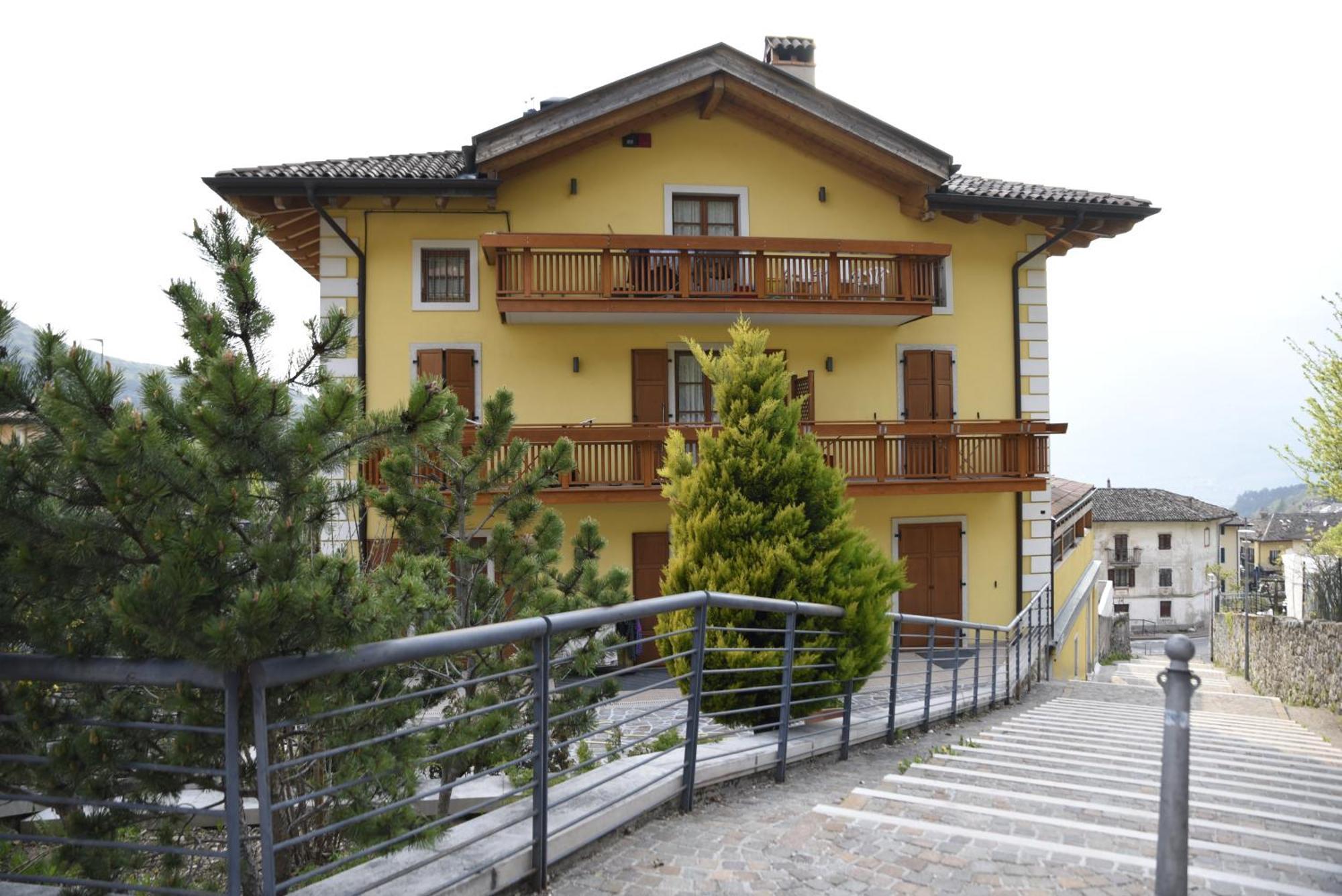 Rainbow Aparthotel Rovereto  Eksteriør bilde